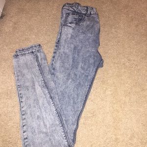 Acid wash high waisted jeans